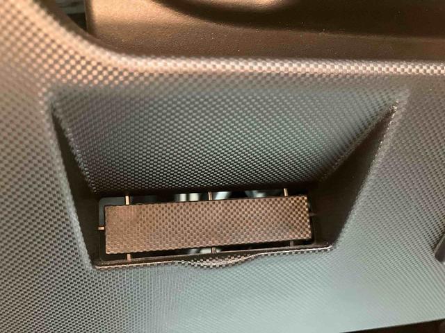 ロッキープレミアムＧ　ＨＥＶ走行距離無制限１２ヶ月保証付き　バックカメラ付き　追従式クルーズコントロール　ＵＳＢ接続　衝突被害軽減　盗難防止　Ｂｌｕｅｔｏｏｔｈ対応　衝突安全ボディ　アルミホイル　ＬＥＤライト　オートＬＥＤ　禁煙（大分県）の中古車