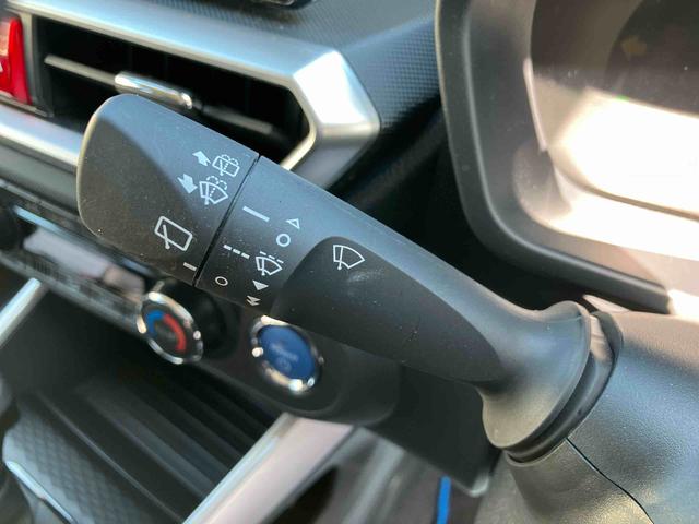 ロッキープレミアムＧ　ＨＥＶ走行距離無制限１２ヶ月保証付き　バックカメラ付き　追従式クルーズコントロール　ＵＳＢ接続　衝突被害軽減　盗難防止　Ｂｌｕｅｔｏｏｔｈ対応　衝突安全ボディ　アルミホイル　ＬＥＤライト　オートＬＥＤ　禁煙（大分県）の中古車