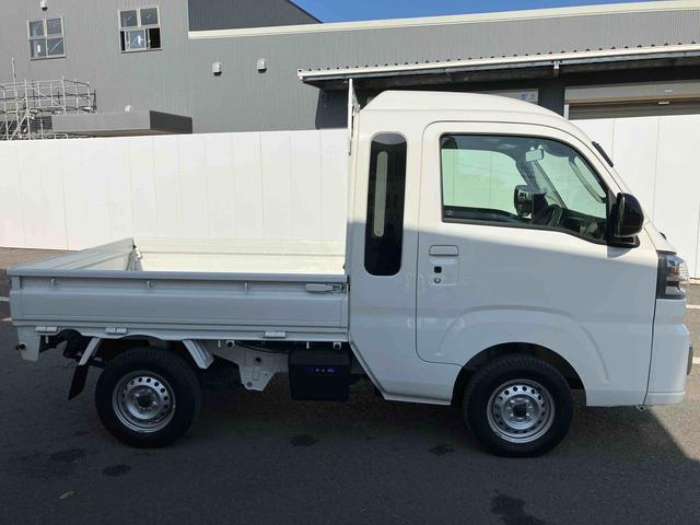 ハイゼットトラックジャンボエクストラ走行距離無制限12ヶ月保証付き ハイビームアシスト 禁煙 両席エアバック AUTOライト 記録簿付き ABS アイドリングS 運転席エアバッグ ESC セキュリティ 緊急ブレーキ LDA(大分県)の中古車