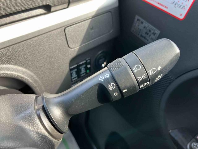 タントカスタムX トップエディションVS SAIII走行距離無制限12ヶ月保証付き レーンアシスト USB接続 Bluetoothオーディオ カーナビ 記録簿 シートヒータ Aライト Bカメラ 横滑り防止 LEDヘッドライト オートマチックハイビーム(大分県)の中古車