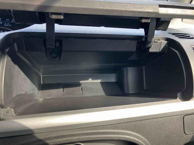 タントカスタムX トップエディションVS SAIII走行距離無制限12ヶ月保証付き レーンアシスト USB接続 Bluetoothオーディオ カーナビ 記録簿 シートヒータ Aライト Bカメラ 横滑り防止 LEDヘッドライト オートマチックハイビーム(大分県)の中古車