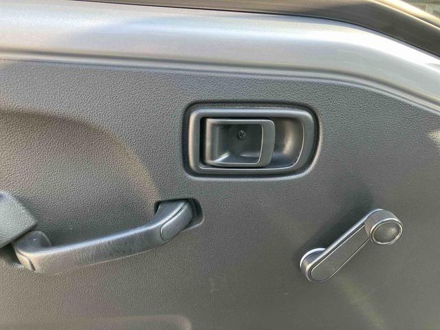 ハイゼットトラックスタンダードゴードンミラー　フェイスキッド付き　走行距離無制限１２ヶ月保証付き　ＰＳ　盗難防止装置　衝突回避支援ブレーキ機能　レーンキープ　禁煙　ＡＣ　エアバック　アイドリングＳ　Ｗエアバッグ　点検記録簿（大分県）の中古車