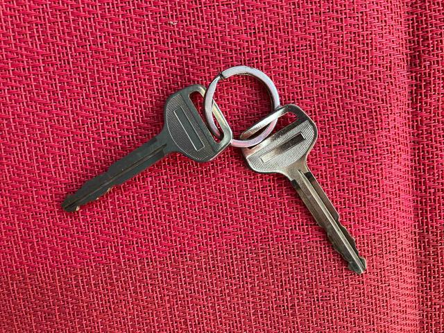 ハイゼットトラックスタンダードゴードンミラー　フェイスキッド付き　走行距離無制限１２ヶ月保証付き　ＰＳ　盗難防止装置　衝突回避支援ブレーキ機能　レーンキープ　禁煙　ＡＣ　エアバック　アイドリングＳ　Ｗエアバッグ　点検記録簿（大分県）の中古車