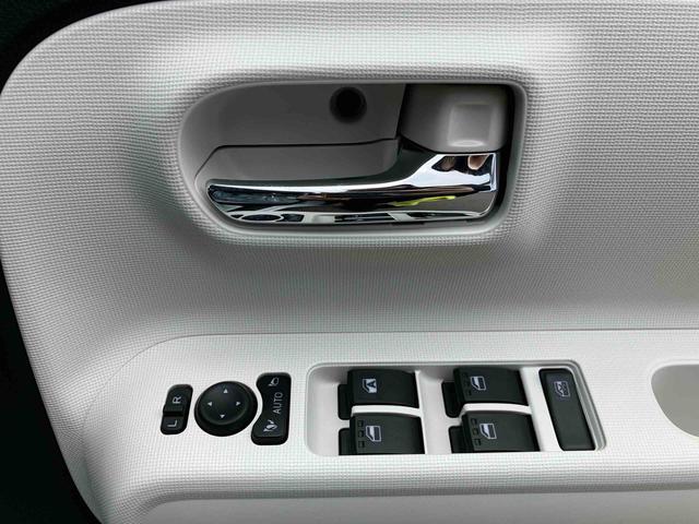 ムーヴキャンバスストライプスG ワンオーナー走行距離無制限12ヶ月保証付き 車線逸脱 Bluetoothオーディオ USB入力 アイスト インテリキー Bモニター シートヒータ 禁煙 イモビライザー 衝突安全ボディ キーフリー LEDライト(大分県)の中古車