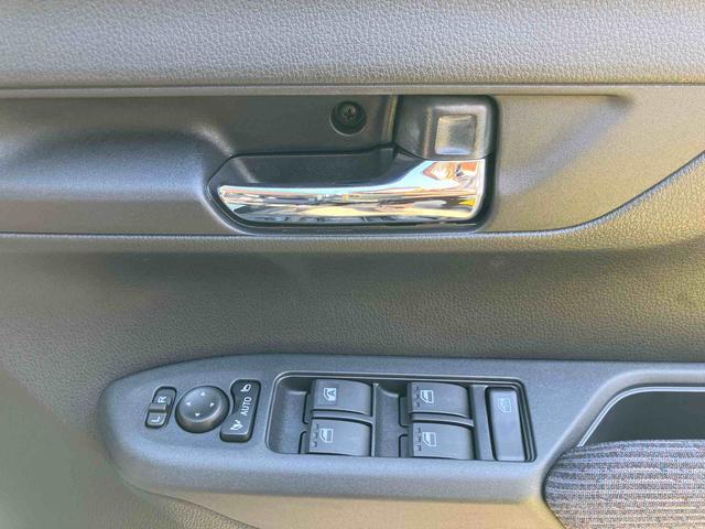 ムーヴＧ　ワンオーナー走行距離無制限１２ヶ月保証付き　両側スライド左側パワースライドドア　オートマチックハイビーム　ＬＥＤヘッド　スマートキープッシュスタート　バックカメラ　アルミホイール　エコアイドル　オートライト（大分県）の中古車