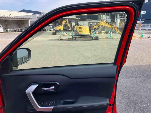 ロッキープレミアム走行距離無制限１２ヶ月保証付き　イモビライザー　ターボ車　ブルートゥース　ＵＳＢ接続　ＡＣＣ　アルミ　禁煙　シートＨ　ドラレコ　ＬＥＤヘッドライト　ミュージックプレイヤー接続可　メモリーナビ　ＥＴＣ（大分県）の中古車