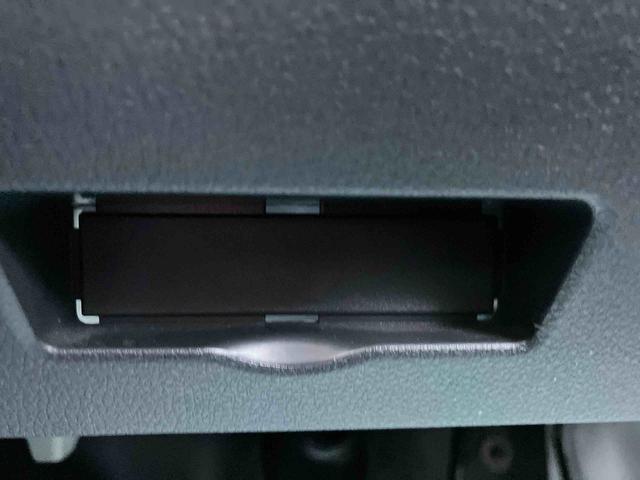 ハイゼットカーゴDX走行距離無制限12ヶ月保証付き アイドリングストップ機能 運転席助手席エアバック セキュリティアラーム 禁煙 オートLED 両側スライドドア 横滑り防止装置 オートライト 車線逸脱 記録簿 ABS(大分県)の中古車