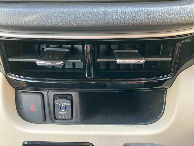 ムーヴＸリミテッドII　ＳＡIII走行距離無制限１２ヶ月保証付き　ナビゲーション搭載　バックカメラ搭載　ドライブレコーダー搭載　ＥＴＣ車載器搭載　アイドリングストップ車　シートヒーター　オートライト　オートハイビーム（大分県）の中古車