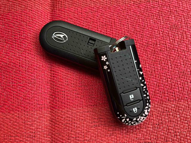 ムーヴカスタム　ＲＳ　ハイパーリミテッドＳＡIII走行距離無制限１２ヶ月保証付き　レーンキープ　ブルートゥース　エアバッグ　ターボ付　バックモニター　禁煙　盗難防止システム　ＬＥＤ　運転席シートヒーター　エコアイドル　ミュージックプレイヤー接続可（大分県）の中古車