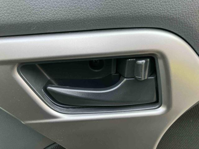 コペンセロ走行距離無制限１２ヶ月保証付き　助手席エアバック　Ｉ−ＳＴＯＰ　禁煙　Ｓキー　キーレスエントリー　整備記録簿　ＵＳＢ入力　運転席エアバッグ　ＥＴＣ車載器　Ｂｌｕｅｔｏｏｔｈ　ＡＷ　ターボエンジン（大分県）の中古車