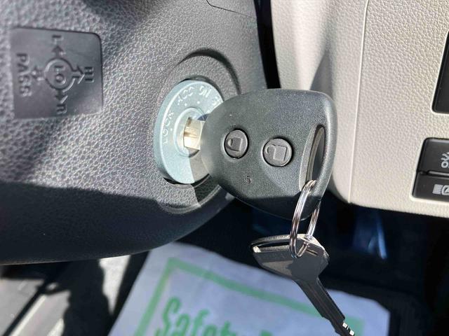 ミライースＸ　ＳＡIII　ワンオーナー走行距離無制限１２ヶ月保証付き　オートＬＥＤ　運転席エアバック　車線逸脱防止　キ−レス　イモビライザー　ワンオーナー車　アイドリングＳ　ＶＳＣ　記録簿あり　バックカメラ付き　ＡＢＳ　オートライト（大分県）の中古車