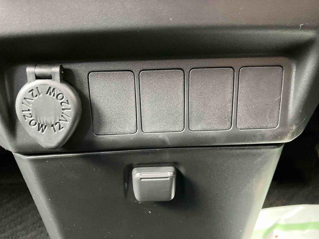 トールカスタムＧ　ターボ　ワンオーナー走行距離無制限１２ヶ月保証付き　左右パワースライドドア　衝突回避支援システム　バックモニター　キーフリーキー　禁煙　ＬＥＤ　車線逸脱警報　エコアイドル　Ａライト　ＴＶ　ＵＳＢ　アルミホイール　記録簿（大分県）の中古車