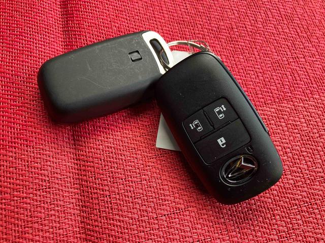 トールカスタムＧ　ターボ　ワンオーナー走行距離無制限１２ヶ月保証付き　左右パワースライドドア　衝突回避支援システム　バックモニター　キーフリーキー　禁煙　ＬＥＤ　車線逸脱警報　エコアイドル　Ａライト　ＴＶ　ＵＳＢ　アルミホイール　記録簿（大分県）の中古車