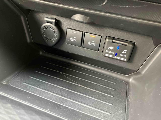 ロッキープレミアムＧ　ＨＥＶ走行距離無制限１２ヶ月保証付き　レーダクルーズ　Ｂｌｕｅｔｏｏｔｈ対応　セキュリティアラーム　ＵＳＢ接続　ＬＥＤヘッドランプ　禁煙　キーフリーシステム　オートハイビーム　アルミホイール　ＬＫＡ　記録簿（大分県）の中古車