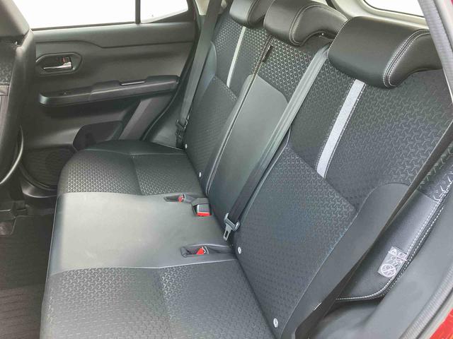 ロッキープレミアムＧ　ＨＥＶ走行距離無制限１２ヶ月保証付き　レーダクルーズ　Ｂｌｕｅｔｏｏｔｈ対応　セキュリティアラーム　ＵＳＢ接続　ＬＥＤヘッドランプ　禁煙　キーフリーシステム　オートハイビーム　アルミホイール　ＬＫＡ　記録簿（大分県）の中古車