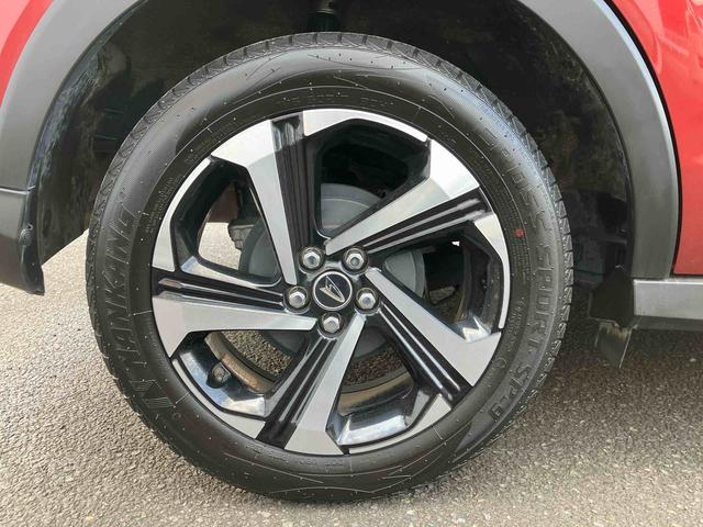 ロッキープレミアムＧ　ＨＥＶ走行距離無制限１２ヶ月保証付き　レーダクルーズ　Ｂｌｕｅｔｏｏｔｈ対応　セキュリティアラーム　ＵＳＢ接続　ＬＥＤヘッドランプ　禁煙　キーフリーシステム　オートハイビーム　アルミホイール　ＬＫＡ　記録簿（大分県）の中古車