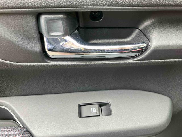 ムーヴＧ　ワンオーナー走行距離無制限１２ヶ月保証付き　両側スライド左側パワースライドドア　オートマチックハイビーム　ＬＥＤヘッド　スマートキープッシュスタート　バックカメラ　アルミホイール　エコアイドル　オートライト（大分県）の中古車