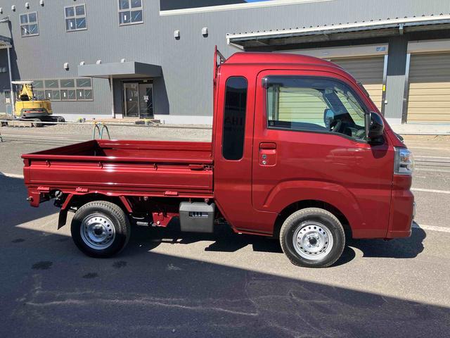 ハイゼットトラックジャンボエクストラ ワンオーナー走行距離無制限12ヶ月保証付き エコアイドル キーレスキー 盗難防止 オートLED スマートキープッシュスタート センターデフロック 運転席エアバッグ 横滑り防止システム 切替式4WD Wエアバック(大分県)の中古車