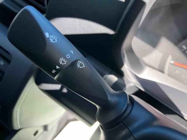 ハイゼットトラックジャンボエクストラ ワンオーナー走行距離無制限12ヶ月保証付き エコアイドル キーレスキー 盗難防止 オートLED スマートキープッシュスタート センターデフロック 運転席エアバッグ 横滑り防止システム 切替式4WD Wエアバック(大分県)の中古車