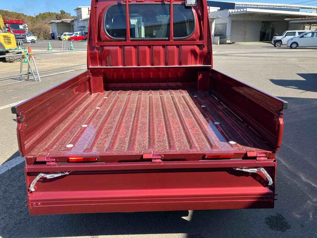 ハイゼットトラックジャンボエクストラ ワンオーナー走行距離無制限12ヶ月保証付き エコアイドル キーレスキー 盗難防止 オートLED スマートキープッシュスタート センターデフロック 運転席エアバッグ 横滑り防止システム 切替式4WD Wエアバック(大分県)の中古車