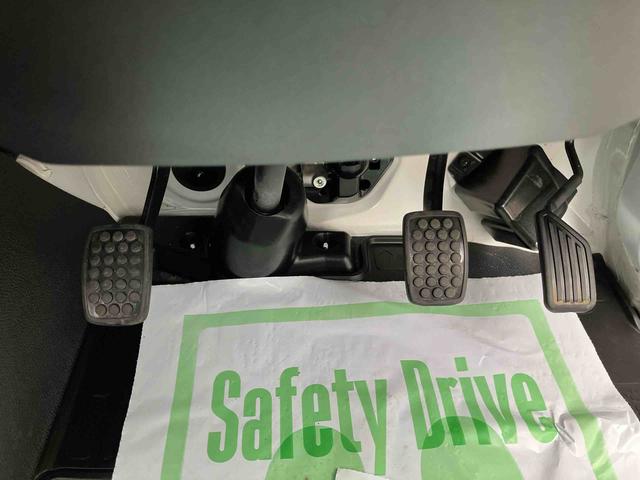 ハイゼットトラックスタンダード走行距離無制限12ヶ月保証付き エアコン付き メンテナンスノート 誤発進抑制機能 エコアイドル 車線逸脱警報 切替式4WD 助手席エアバッグ パワステ 運転席エアバッグ オートライト 禁煙車 ABS(大分県)の中古車