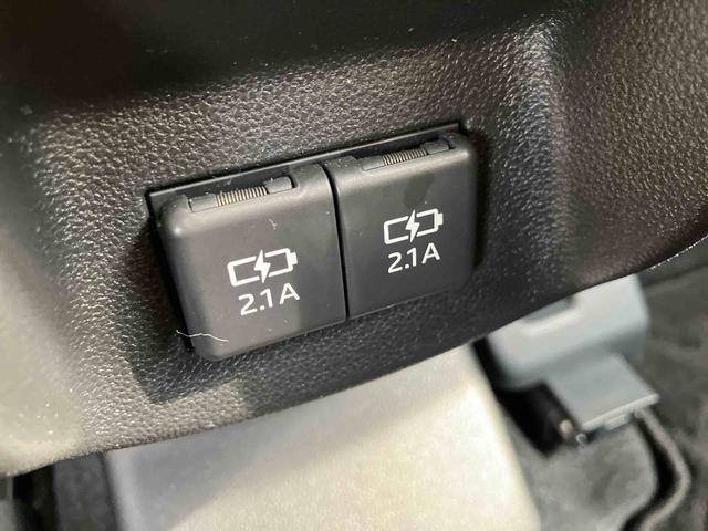 ロッキープレミアムG走行距離無制限12ヶ月保証付き エコアイドル 誤発進抑制機能 ブルートゥース Rカメラ USBポート 禁煙 キーレスエントリー オートマチックハイビーム スマートキー&プッシュスタート レーンアシスト(大分県)の中古車