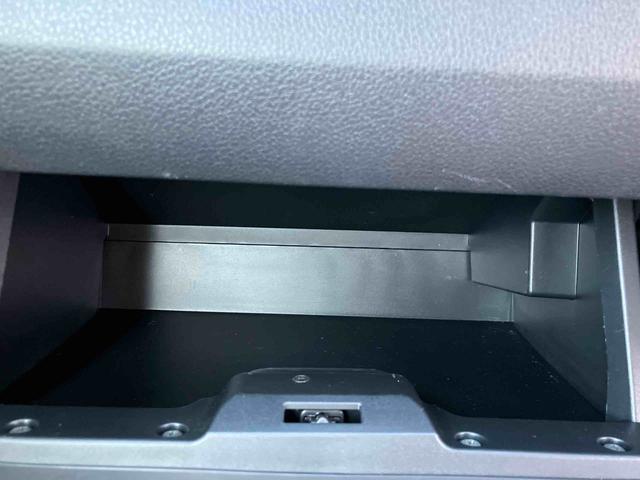 ムーヴX ワンオーナー走行距離無制限12ヶ月保証付き 盗難防止装置 キーレスエントリー スマートキー アイドリングストップ オートライト オートマチックハイビーム レーンキープアシスト 誤発進抑制装置 LEDランプ(大分県)の中古車