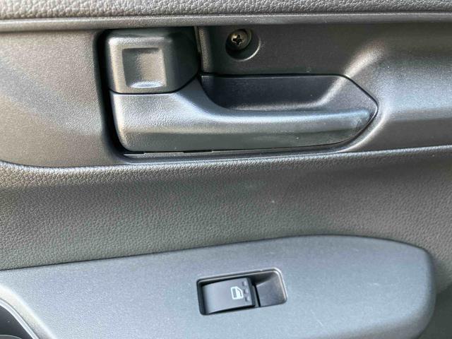 ムーヴX ワンオーナー走行距離無制限12ヶ月保証付き 盗難防止装置 キーレスエントリー スマートキー アイドリングストップ オートライト オートマチックハイビーム レーンキープアシスト 誤発進抑制装置 LEDランプ(大分県)の中古車