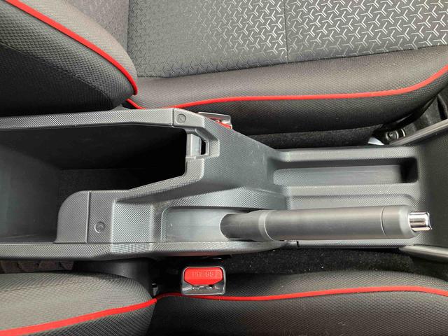 ライズＺ走行距離無制限１２ヶ月保証付き　ＵＳＢ入力　ＢＴ接続　ドラレコ付　エコアイドル　衝突回避ブレーキ　ＡＨＢ　アダプティブクルコン　ＡＵＴＯライト　禁煙　点検記録簿　ＤＶＤ再生機能　Ｒカメラ　盗難防止機能（大分県）の中古車