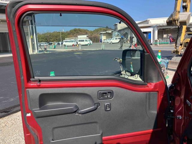 ハイゼットトラックジャンボエクストラ走行距離無制限１２ヶ月保証付き　エコアイドル　キーレスキー　盗難防止　オートＬＥＤ　スマートキープッシュスタート　センターデフロック　運転席エアバッグ　横滑り防止システム　切替式４ＷＤ　Ｗエアバック（大分県）の中古車