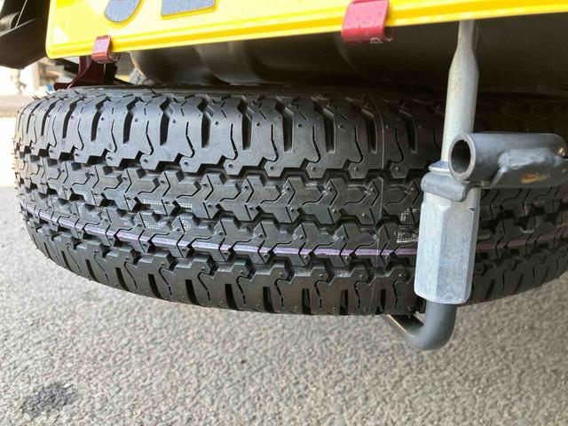 ハイゼットトラックジャンボエクストラ走行距離無制限１２ヶ月保証付き　エコアイドル　キーレスキー　盗難防止　オートＬＥＤ　スマートキープッシュスタート　センターデフロック　運転席エアバッグ　横滑り防止システム　切替式４ＷＤ　Ｗエアバック（大分県）の中古車