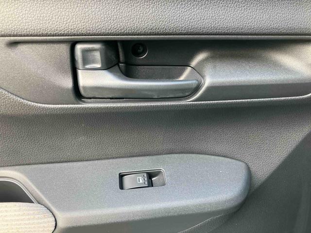 ムーヴＸ　ワンオーナー走行距離無制限１２ヶ月保証付き　盗難防止装置　キーレスエントリー　スマートキー　アイドリングストップ　オートライト　オートマチックハイビーム　レーンキープアシスト　誤発進抑制装置　ＬＥＤランプ（大分県）の中古車