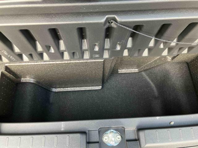 ムーヴＸ　ワンオーナー走行距離無制限１２ヶ月保証付き　盗難防止装置　キーレスエントリー　スマートキー　アイドリングストップ　オートライト　オートマチックハイビーム　レーンキープアシスト　誤発進抑制装置　ＬＥＤランプ（大分県）の中古車