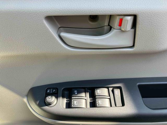 パッソＸ　ＬパッケージＳ走行距離無制限１２ヶ月保証付き　ＵＳＢ接続　スマートキ　助手席エアバック　禁煙車両　ＢＴ　カーナビ　定期点検記録簿　Ｂカメラ　横滑り防止　ｉ−ｓｔｏｐ　ドライブレコーダー　盗難防止システム　ＡＵＸ（大分県）の中古車