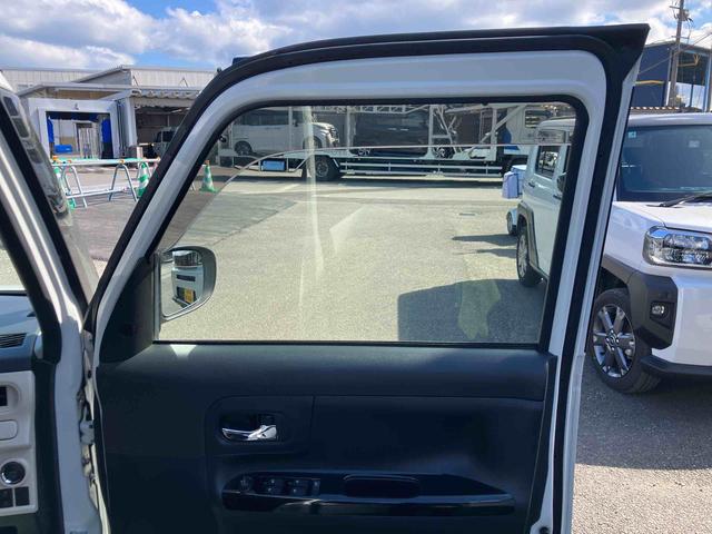 ムーヴキャンバスＧブラックアクセントＶＳ　ＳＡIII走行距離無制限１２ヶ月保証付き　キーフリ　イモビライザー　衝突被害軽減装置　禁煙車　両側オートスライドドア　アイドルストップ　リアカメラ　レーンキープアシスト　運転席シートヒーター　ＬＥＤヘッド（大分県）の中古車