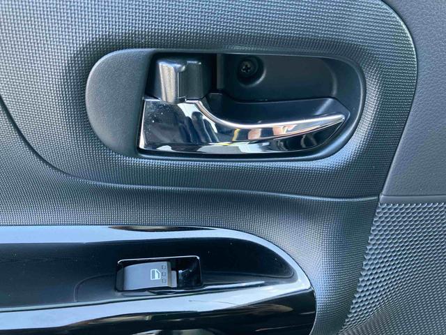 ムーヴキャンバスＧブラックアクセントＶＳ　ＳＡIII走行距離無制限１２ヶ月保証付き　キーフリ　イモビライザー　衝突被害軽減装置　禁煙車　両側オートスライドドア　アイドルストップ　リアカメラ　レーンキープアシスト　運転席シートヒーター　ＬＥＤヘッド（大分県）の中古車