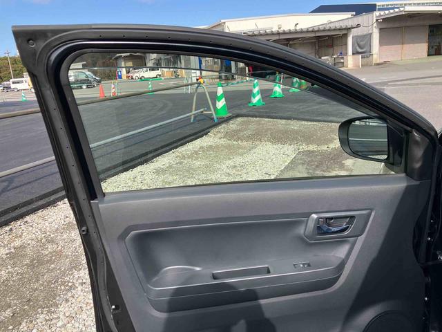 ミライースX SAIII ワンオーナー走行距離無制限12ヶ月保証付き イモビライザー キーレスエントリーシステム 車線逸脱警報装置 i−stop LEDヘットランプ 禁煙 ワンオーナー車 オートLED 運転席エアバッグ Bカメラ ABS(大分県)の中古車