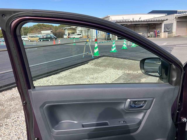 ミライースＸ　ＳＡIII走行距離無制限１２ヶ月保証付き　イモビライザー　キーレスエントリーシステム　車線逸脱警報装置　ｉ−ｓｔｏｐ　ＬＥＤヘットランプ　禁煙　ワンオーナー車　オートＬＥＤ　運転席エアバッグ　Ｂカメラ　ＡＢＳ（大分県）の中古車