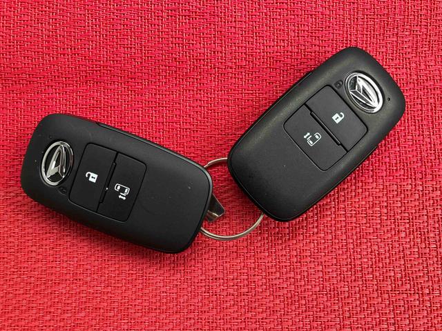 ムーヴＸ　ワンオーナー走行距離無制限１２ヶ月保証付き　盗難防止装置　キーレスエントリー　スマートキー　アイドリングストップ　オートライト　オートマチックハイビーム　レーンキープアシスト　誤発進抑制装置　ＬＥＤランプ（大分県）の中古車