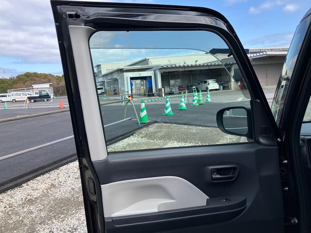 タントＸ　ワンオーナー走行距離無制限１２ヶ月保証付き　キーレスエントリーシステム　盗難防止アラーム　衝突軽減ブレーキサポート　ｉ−ｓｔｏｐ　禁煙　シートヒター　ＬＤＷ　ＬＥＤランプ　スマキー　１オーナー　ＡＴハイビーム（大分県）の中古車