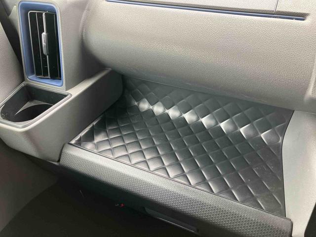 タントカスタムＲＳ走行距離無制限１２ヶ月保証付き　レーダーブレーキ　ｉ−ｓｔｏｐ　両ＰＳＤ　ＵＳＢ入力　Ｂｌｕｅｔｏｏｔｈ対応　ＡＵＸ　車線逸脱防止　禁煙　Ｄレコ　シートヒータ　Ｒカメラ　ＥＴＣ車載器　ナビ付き（大分県）の中古車