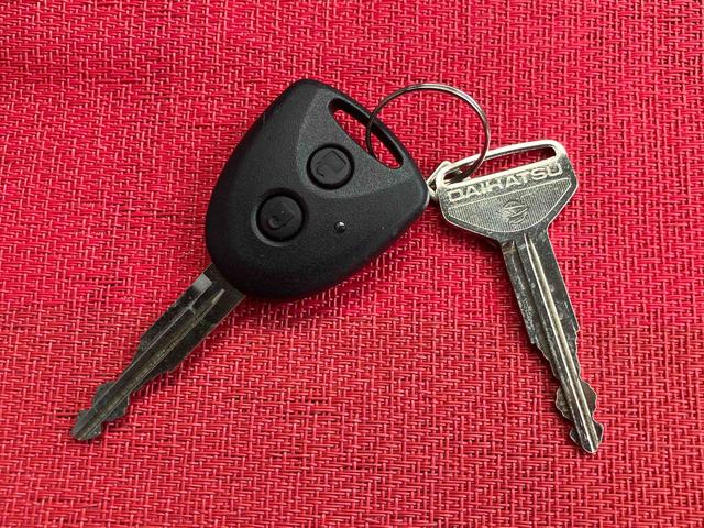 ミライースＸ　リミテッドＳＡIII走行距離無制限１２ヶ月保証付き　ナビゲーション搭載　ドライブレコーダー搭載　バックカメラ付き　アイドリングストップ車　コーナーセンサー付き　オートライト　オートハイビーム（大分県）の中古車