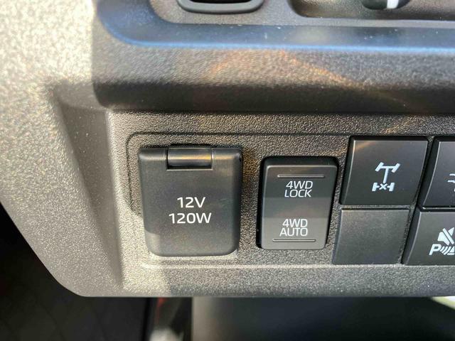 ハイゼットトラックジャンボエクストラ ワンオーナー走行距離無制限12ヶ月保証付き エコアイドル キーレスキー 盗難防止 オートLED スマートキープッシュスタート センターデフロック 運転席エアバッグ 横滑り防止システム 切替式4WD Wエアバック(大分県)の中古車