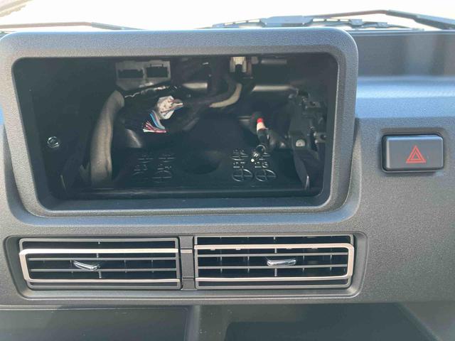 ハイゼットトラックジャンボエクストラ ワンオーナー走行距離無制限12ヶ月保証付き エコアイドル キーレスキー 盗難防止 オートLED スマートキープッシュスタート センターデフロック 運転席エアバッグ 横滑り防止システム 切替式4WD Wエアバック(大分県)の中古車