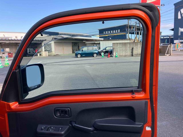 ハイゼットトラックジャンボエクストラ ワンオーナー走行距離無制限12ヶ月保証付き エコアイドル キーレスキー 盗難防止 オートLED スマートキープッシュスタート センターデフロック 運転席エアバッグ 横滑り防止システム 切替式4WD Wエアバック(大分県)の中古車