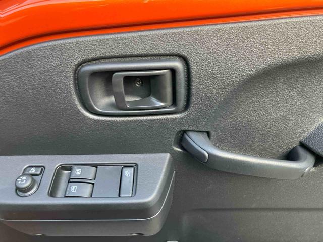 ハイゼットトラックジャンボエクストラ ワンオーナー走行距離無制限12ヶ月保証付き エコアイドル キーレスキー 盗難防止 オートLED スマートキープッシュスタート センターデフロック 運転席エアバッグ 横滑り防止システム 切替式4WD Wエアバック(大分県)の中古車