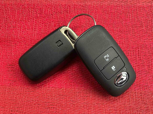 ムーヴＸ　ワンオーナー走行距離無制限１２ヶ月保証付き　盗難防止装置　キーレスエントリー　スマートキー　アイドリングストップ　オートライト　オートマチックハイビーム　レーンキープアシスト　誤発進抑制装置　ＬＥＤランプ（大分県）の中古車