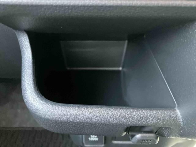 ムーヴＸ　ワンオーナー走行距離無制限１２ヶ月保証付き　盗難防止装置　キーレスエントリー　スマートキー　アイドリングストップ　バックカメラ　オートライト　オートマチックハイビーム　レーンキープアシスト　誤発進抑制装置（大分県）の中古車