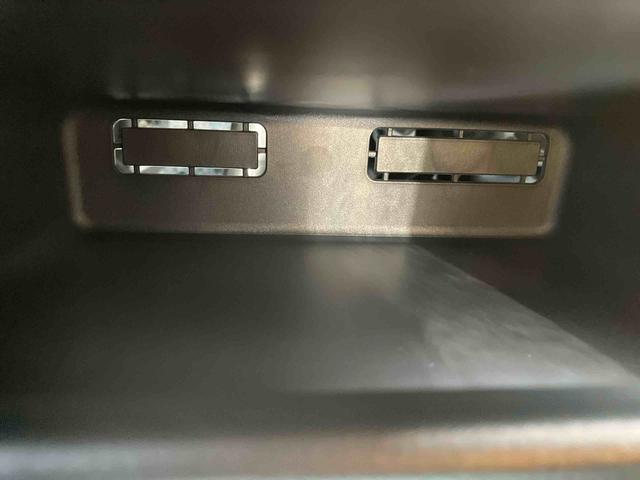 ムーヴＸ　ワンオーナー走行距離無制限１２ヶ月保証付き　盗難防止装置　キーレスエントリー　スマートキー　アイドリングストップ　バックカメラ　オートライト　オートマチックハイビーム　レーンキープアシスト　誤発進抑制装置（大分県）の中古車