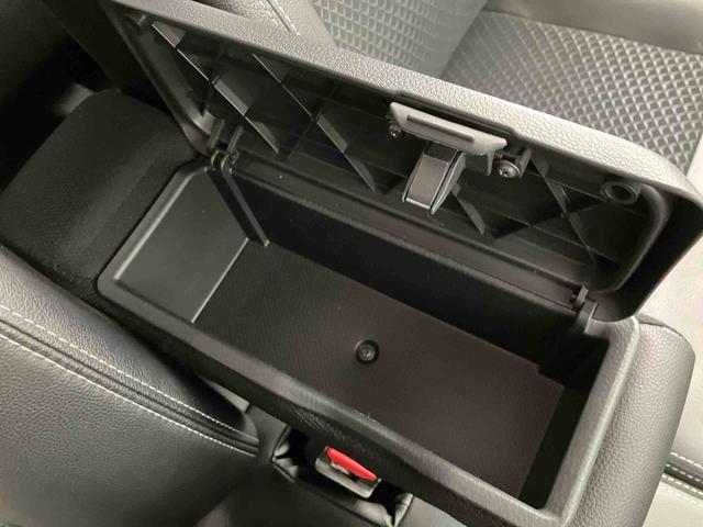 ムーヴカスタム RS ハイパーリミテッドSAIII走行距離無制限12ヶ月保証付き BTオーディオ レーンキープ ターボ付 DVD可 盗難防止システム エアバッグ バックモニター 禁煙 エコアイドル フロントカメラ 運転席シートヒーター LED ABS(大分県)の中古車